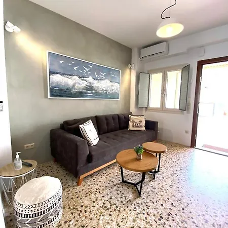 4 Seasons Villas & Suites - Psaltis Street * Ándros