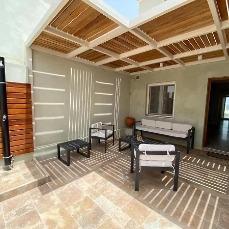 4 Seasons Villas & Suites - Psaltis Street * Ándros