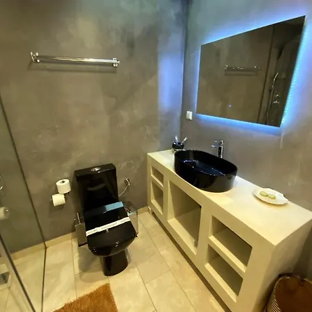 4 Seasons Villas & Suites - Psaltis Street